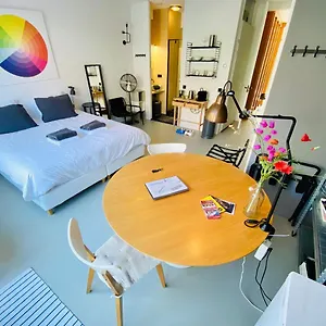 Private With Free Car Parking 2* Amsterdam