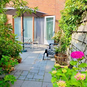 Private With Free Car Parking 2* Amsterdam